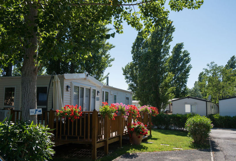 فندق Camping Carabasse Vias Plage