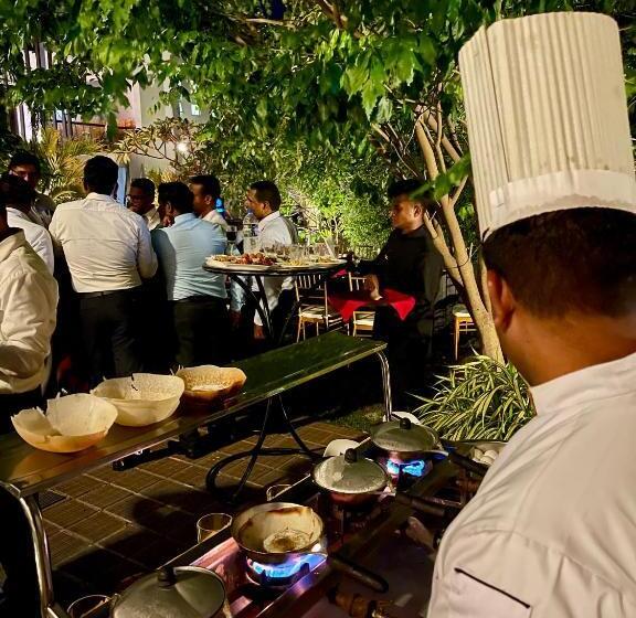 Olanro Hotel Negombo