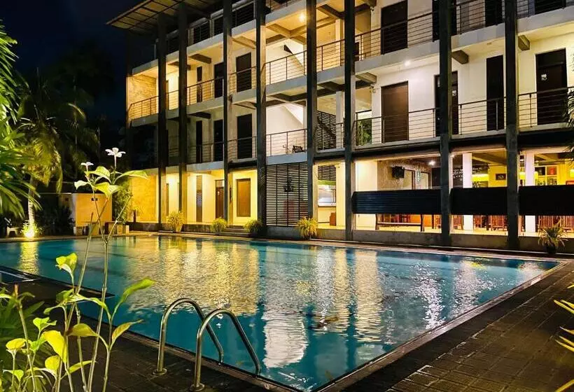 Olanro Hotel Negombo