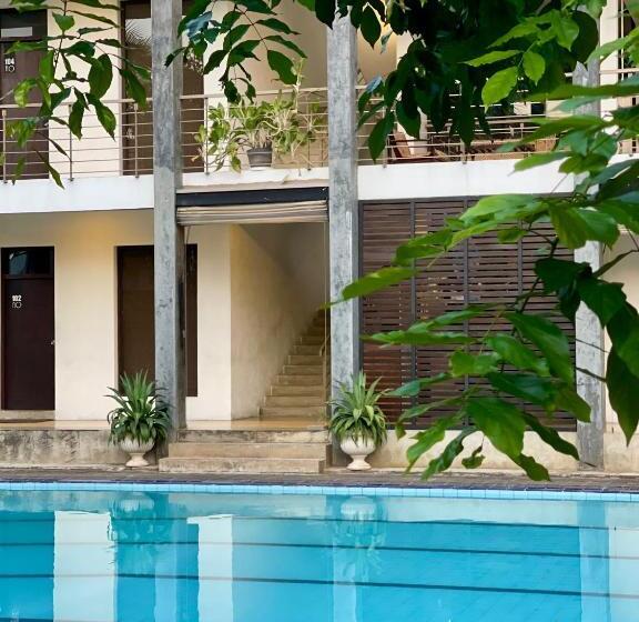 Olanro Hotel Negombo