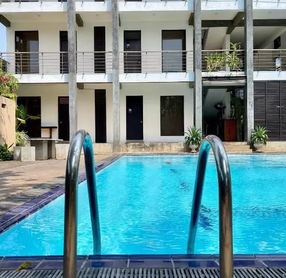 Olanro Hotel Negombo