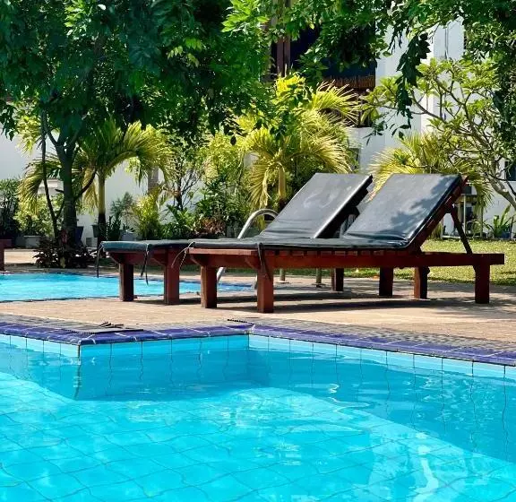 Olanro Hotel Negombo