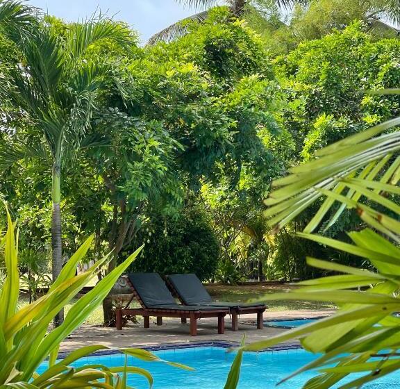 Olanro Hotel Negombo