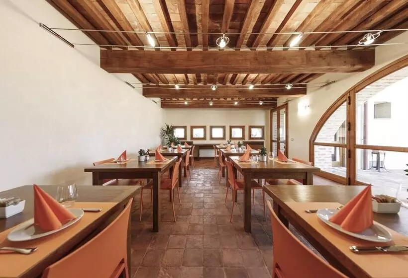 ホテル Pecora Vecchia   Collemassari Hospitality