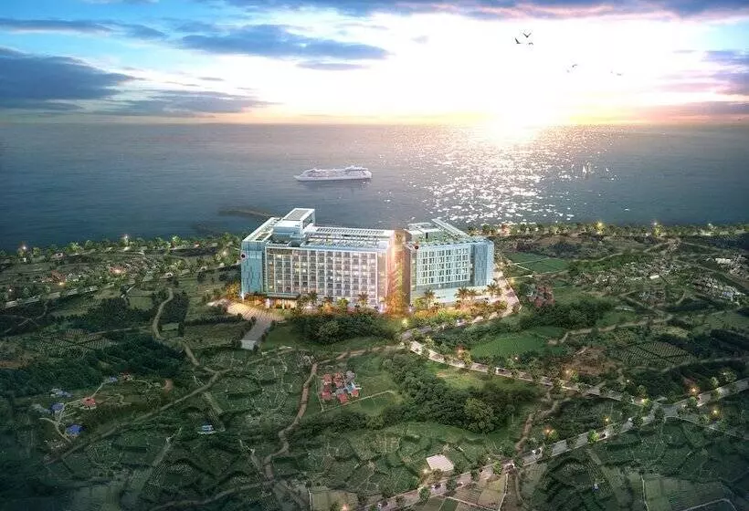 Hotel Ramada Jeju Hamdeok