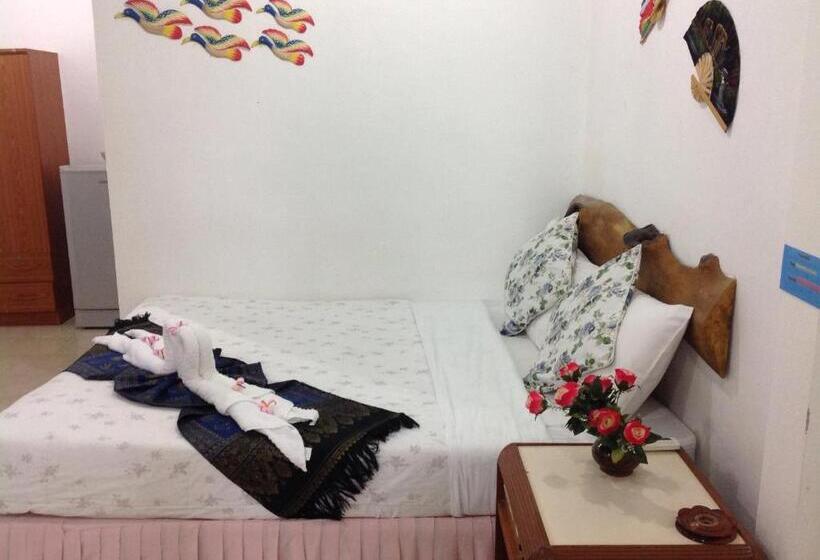 בית מלון כפרי Ruan Mai San Ngam Resort   Sha Plus