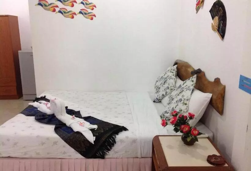 Otel Ruan Mai San Ngam Resort Sha Plus