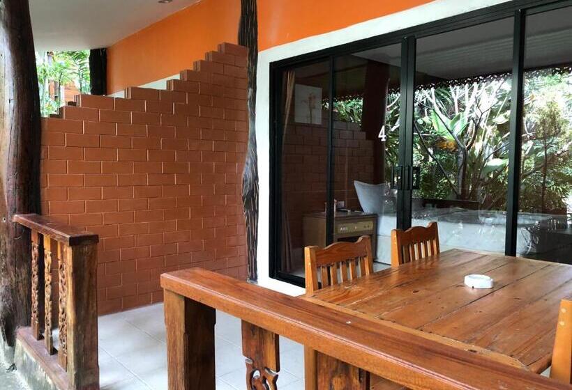 בית מלון כפרי Ruan Mai San Ngam Resort   Sha Plus