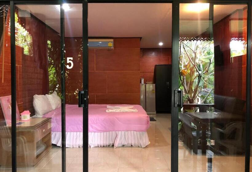 בית מלון כפרי Ruan Mai San Ngam Resort   Sha Plus