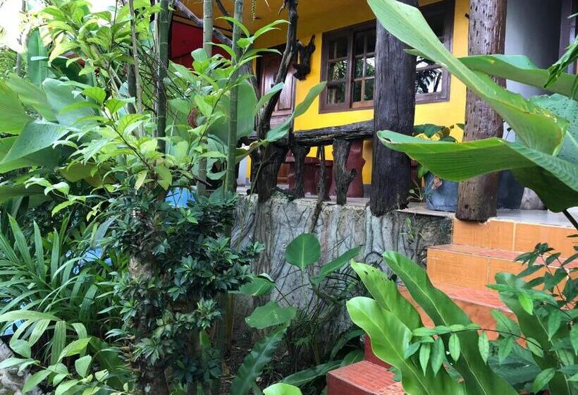 בית מלון כפרי Ruan Mai San Ngam Resort   Sha Plus