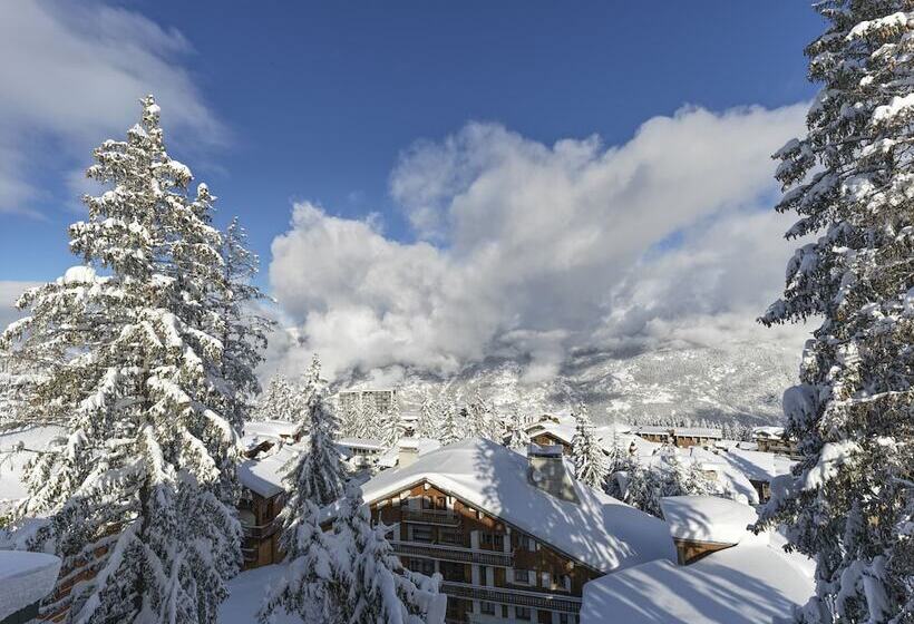 Snow Lodge Hotel Courchevel 1850