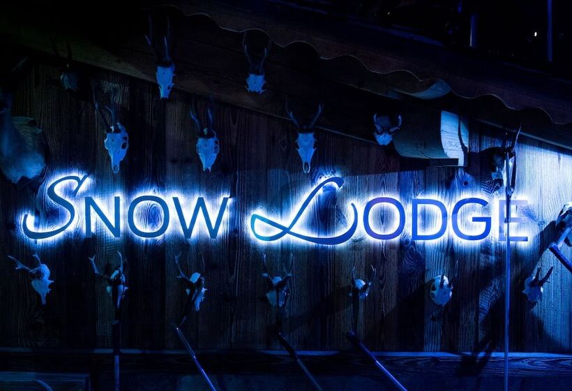 Snow Lodge Hotel Courchevel 1850
