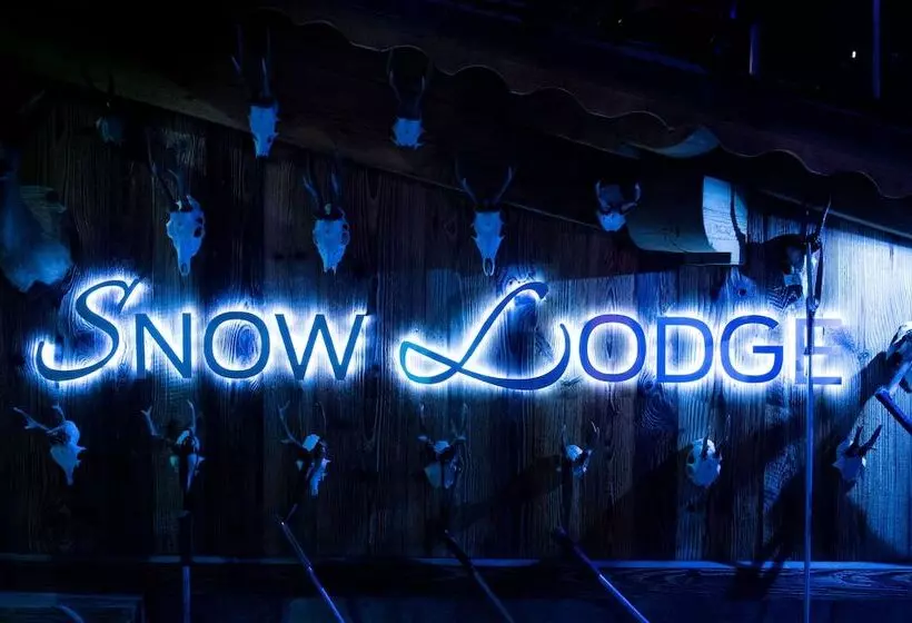 Snow Lodge Hotel Courchevel 1850