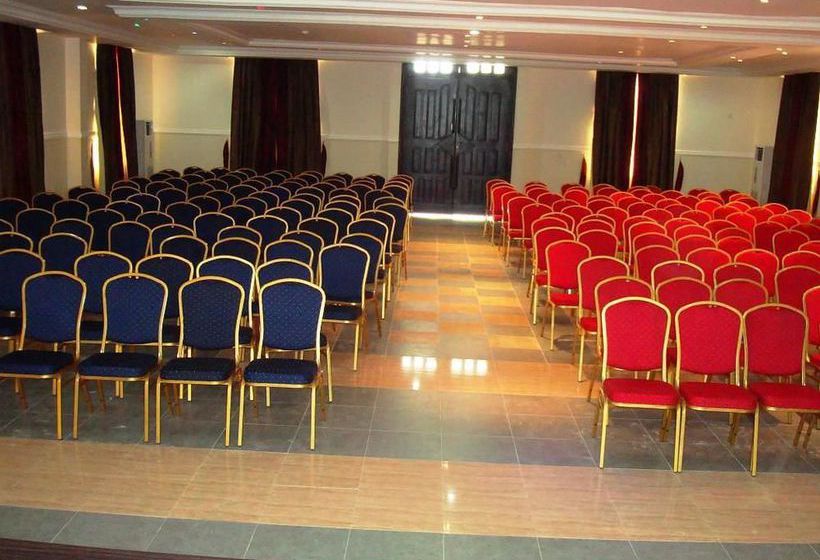 Kayriott Hotel & Suites