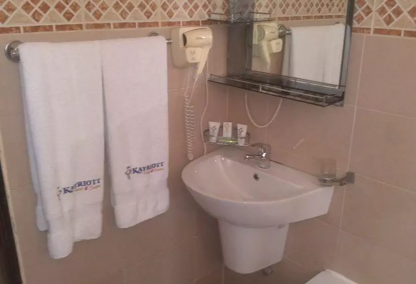Kayriott Hotel & Suites