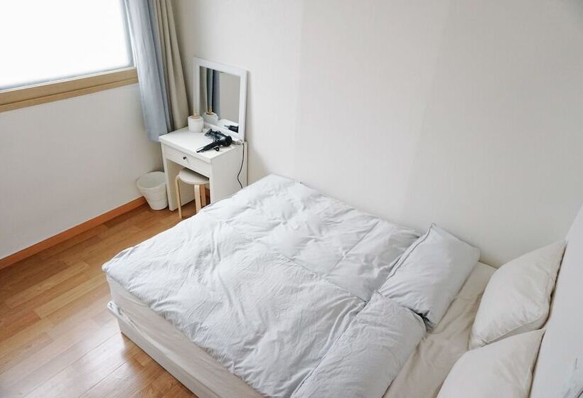 Pensjonat Dawoo House 1 In Hongdae