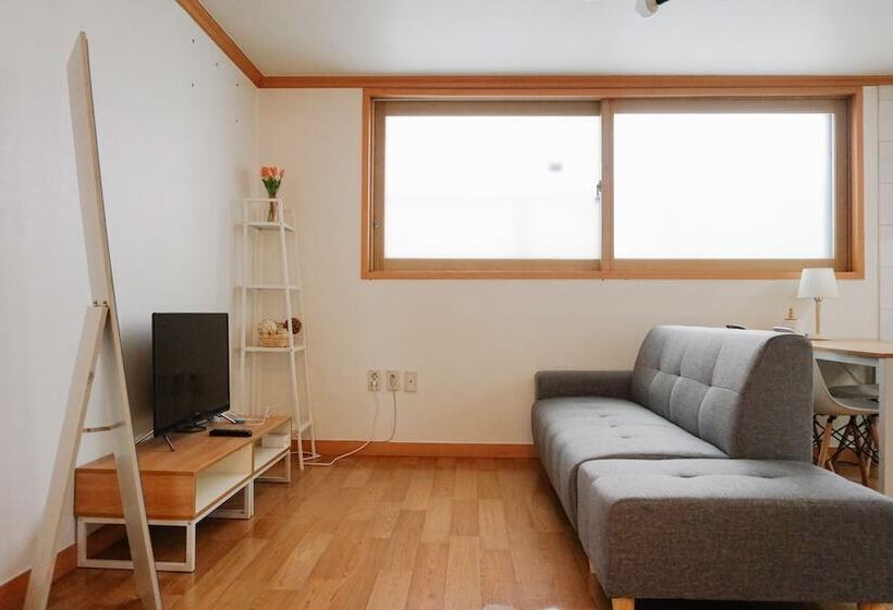 Pensjonat Dawoo House 1 In Hongdae