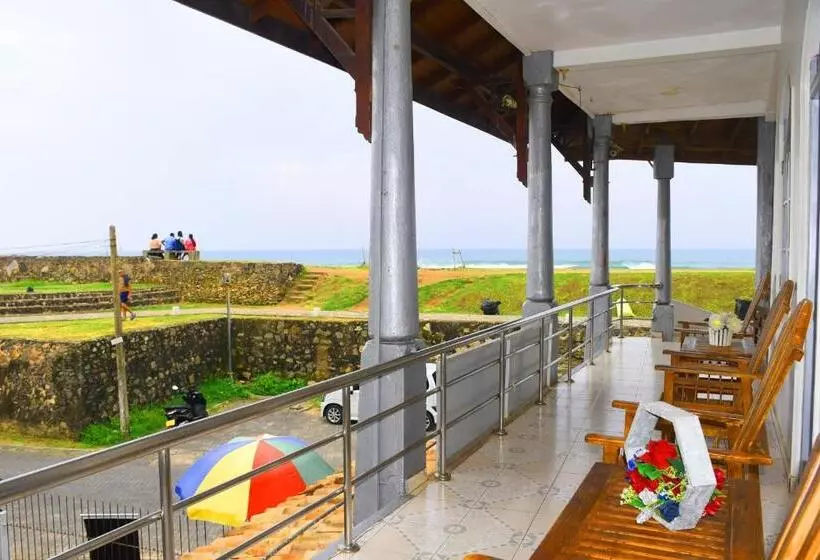 Пансион Rampart View Guesthouse