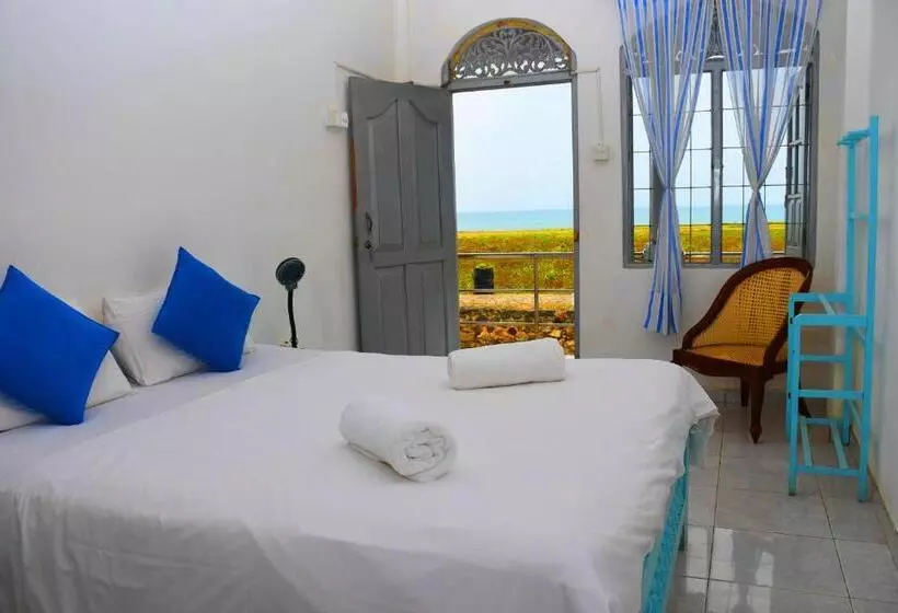 Пансион Rampart View Guesthouse