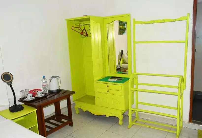 Пансион Rampart View Guesthouse