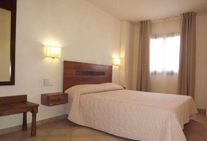 Aparthotel Tropical