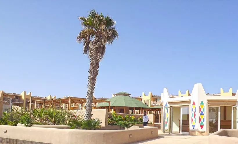 Aparthotel Tropical