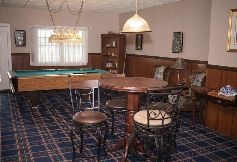 Bed and Breakfast Long House Manor B And B