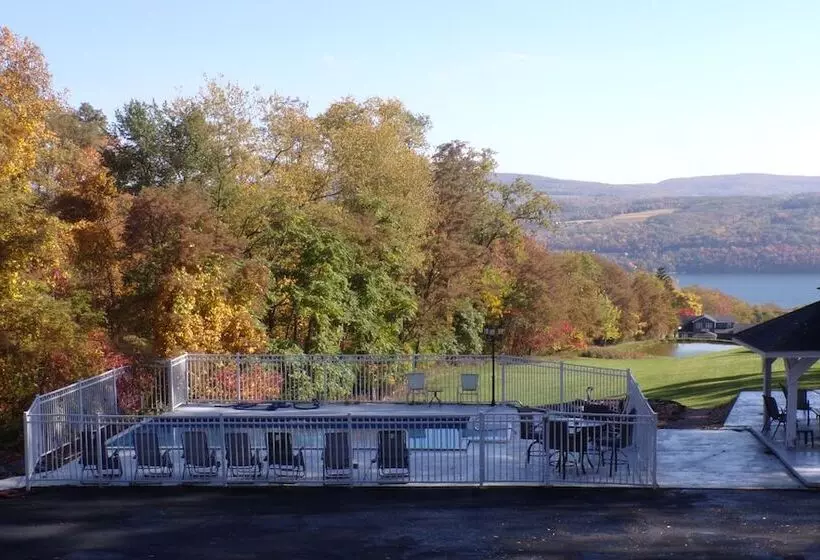 Aamiaismajoitus (B&B) Long House Manor B And B