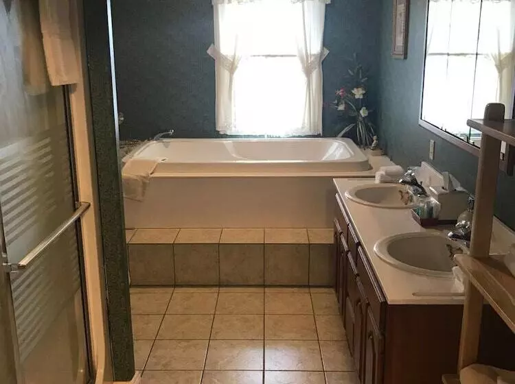 Aamiaismajoitus (B&B) Long House Manor B And B