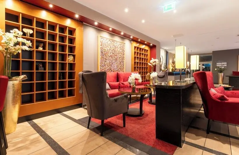 Hotelli Plaza Premium Köln