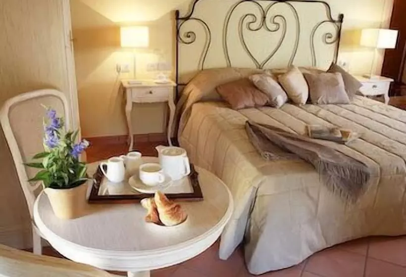 هتل Villa Sgariglia Resort Campolungo