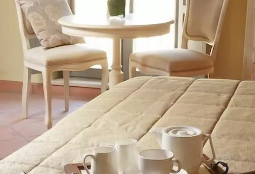هتل Villa Sgariglia Resort Campolungo