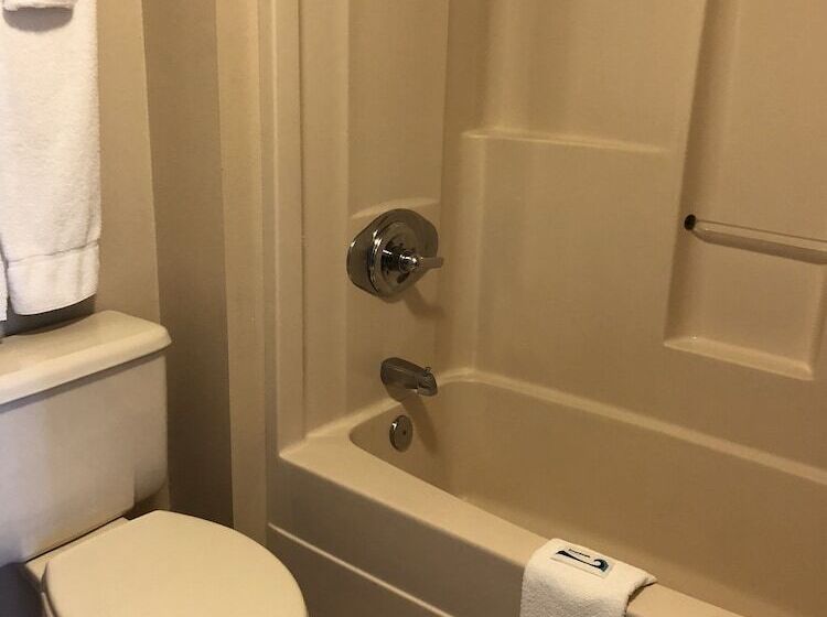 فندق على الطريق Riverwood Inn Of Glenwood