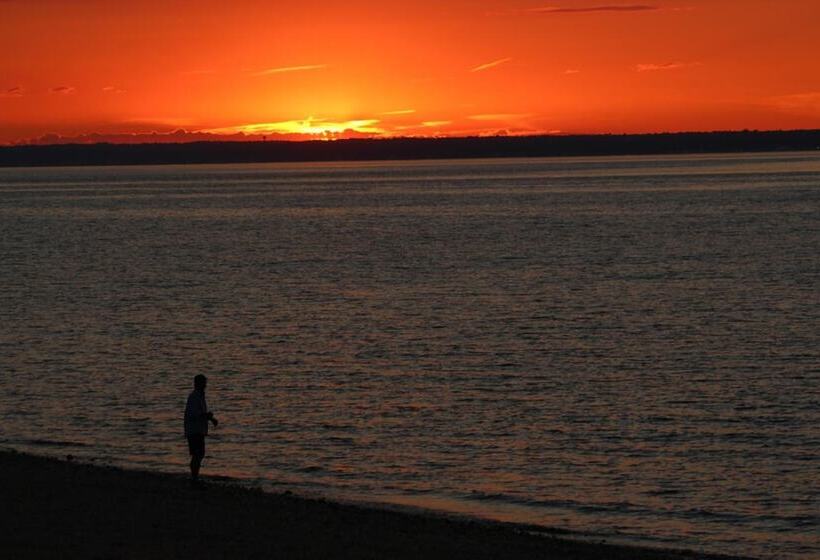 モーテル Tides Motor Inn At Stehli Beach