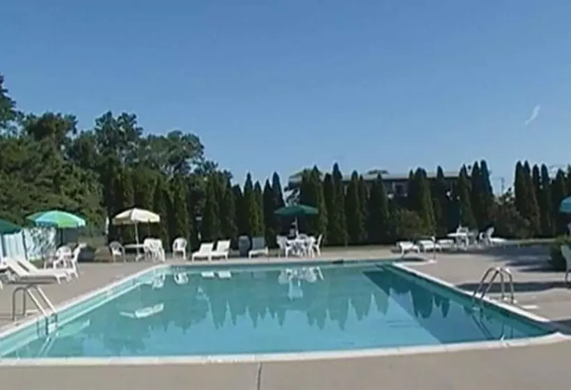 Motelli Tides Motor Inn At Stehli Beach