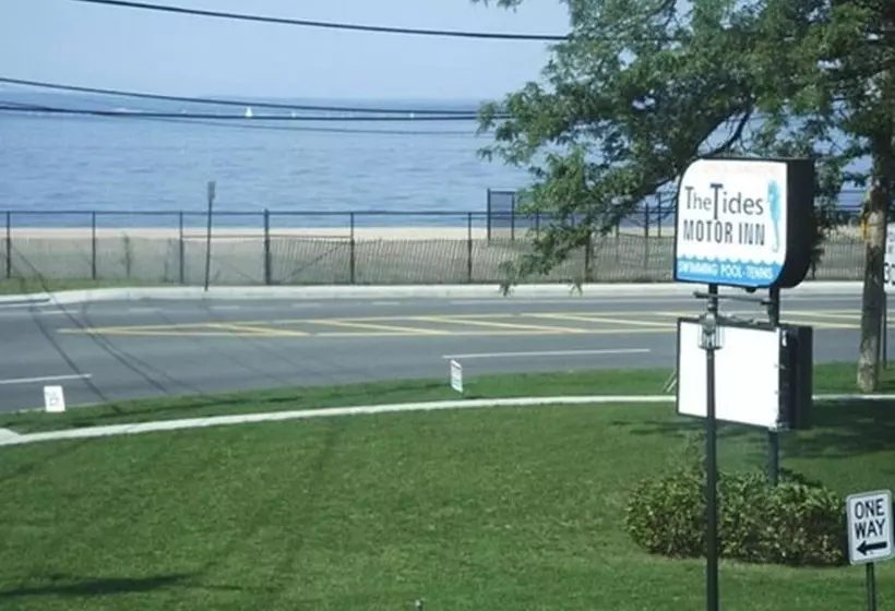 Motelli Tides Motor Inn At Stehli Beach