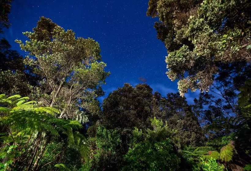 Majatalo Volcano Hale