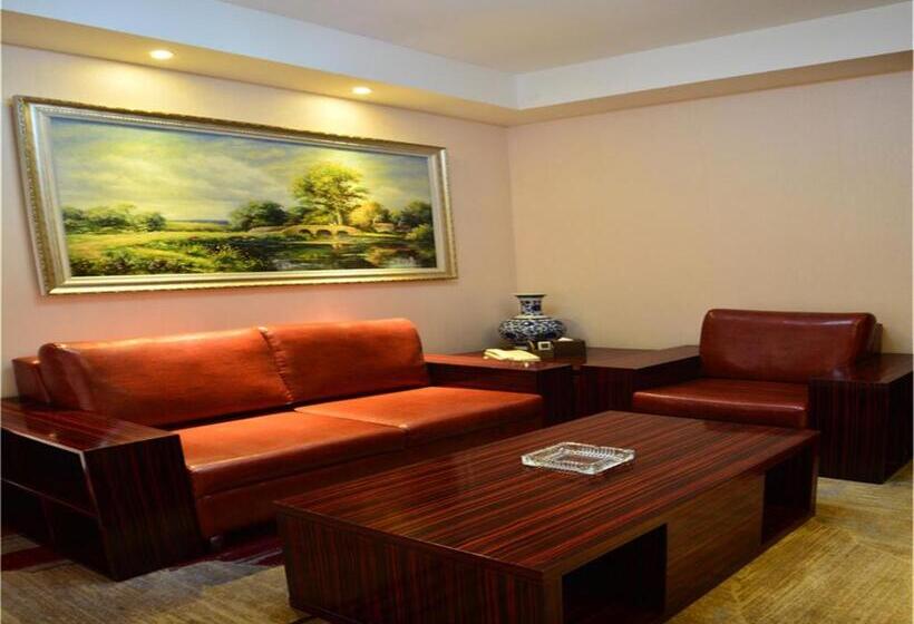 Lavande Hotel Wuhan Railway Station