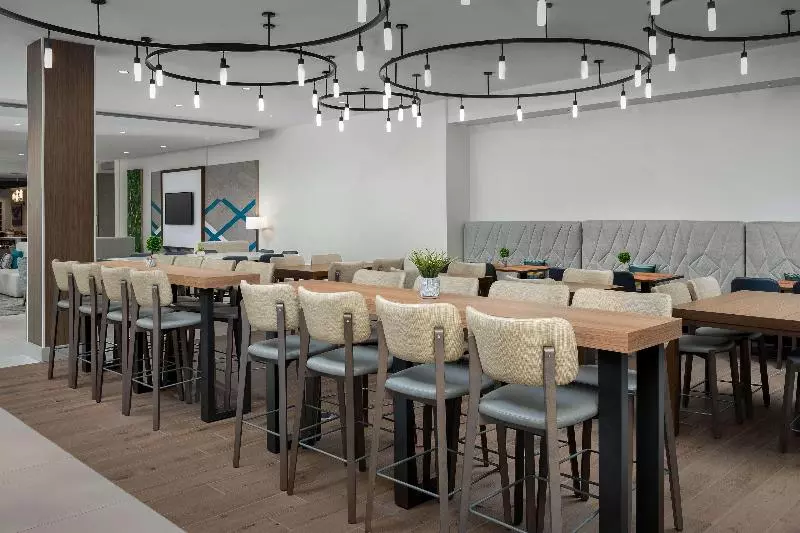 ホテル Hilton Garden Inn Florence Cincinnati Airport South