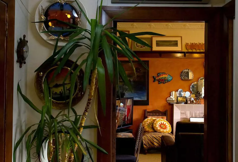 민박 Arden Street House