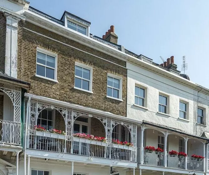 Nocleg ze śniadaniem Hamiltons Boutique