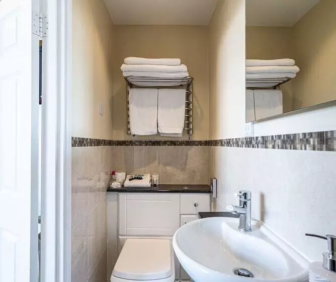 Nocleg ze śniadaniem Hamiltons Boutique