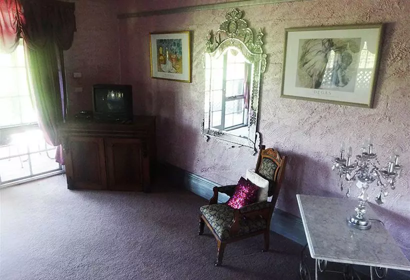 فندق على الطريق Casuarina Estate