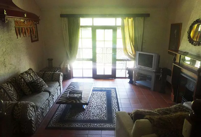 فندق على الطريق Casuarina Estate