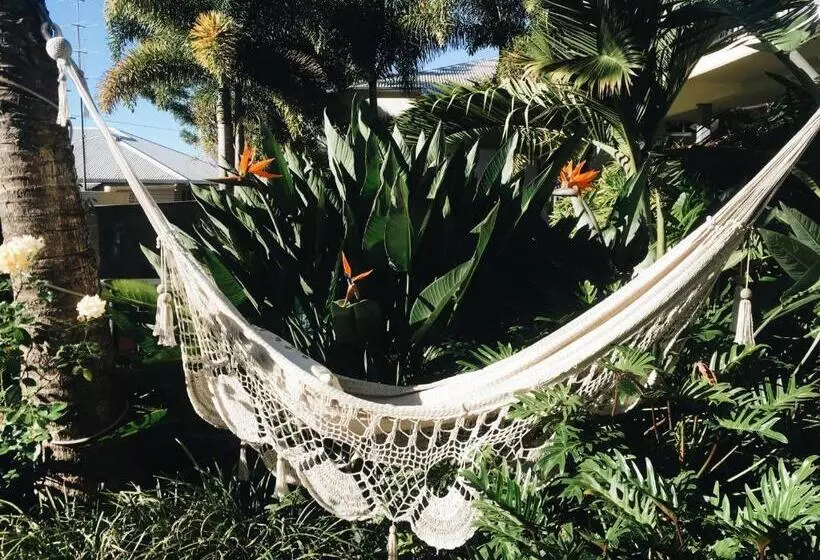 Childers Oasis Motel