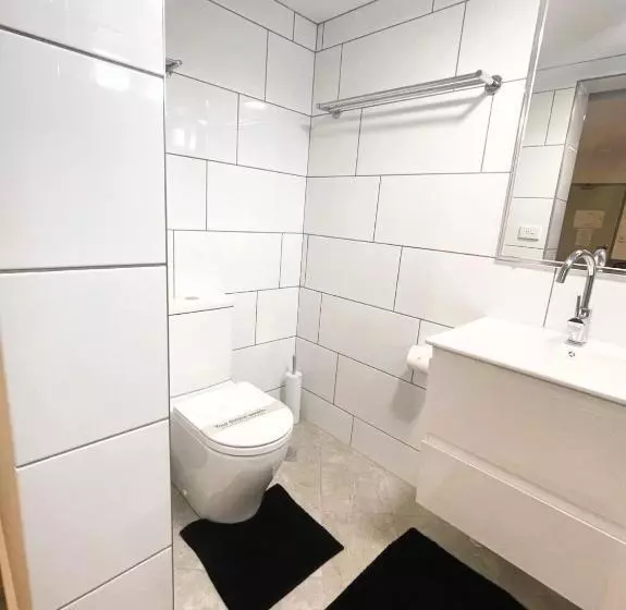 Childers Oasis Motel