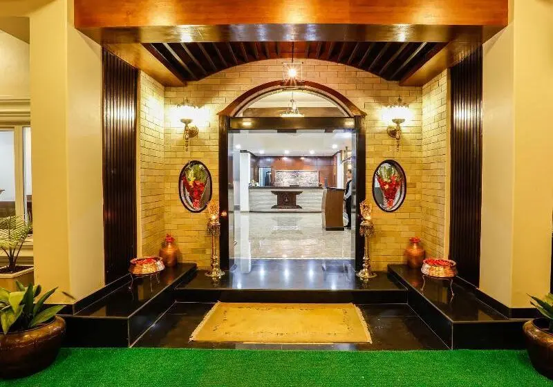 Da Yatra Courtyard Hotel & Resort