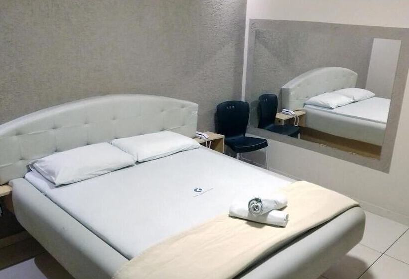 Dok Brasília Hotel Unidade águas Claras