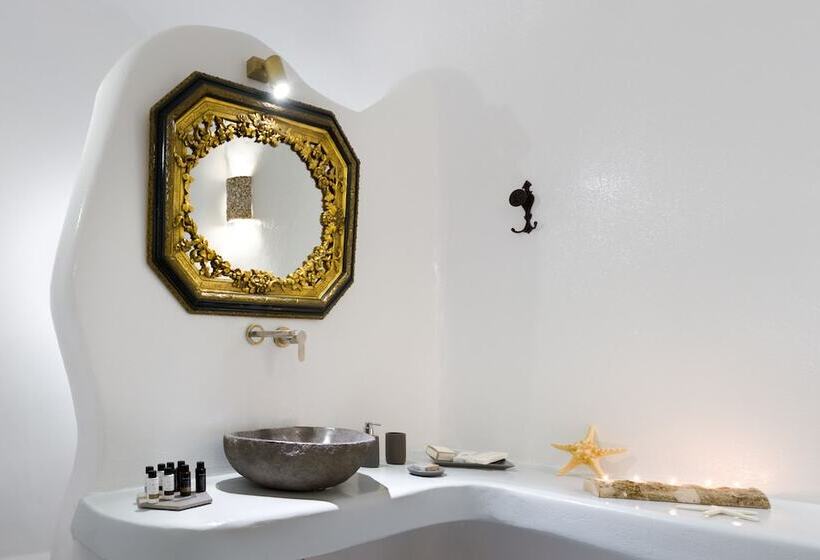 Fira Deep Blue Suites