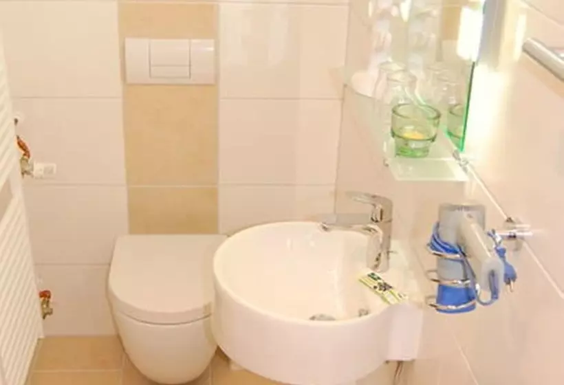 فندق Am Martinsberg